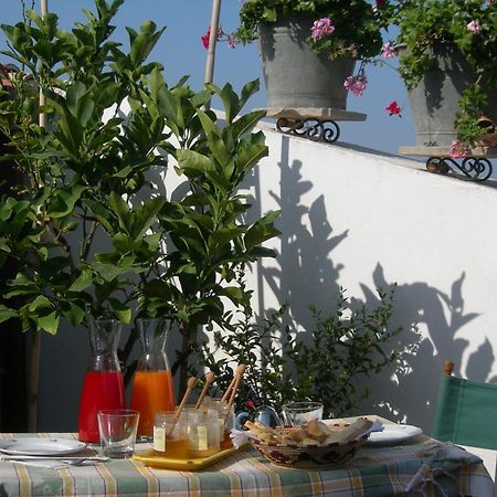 Piazza San Pantaleo Bed & Breakfast Sorso Exterior foto