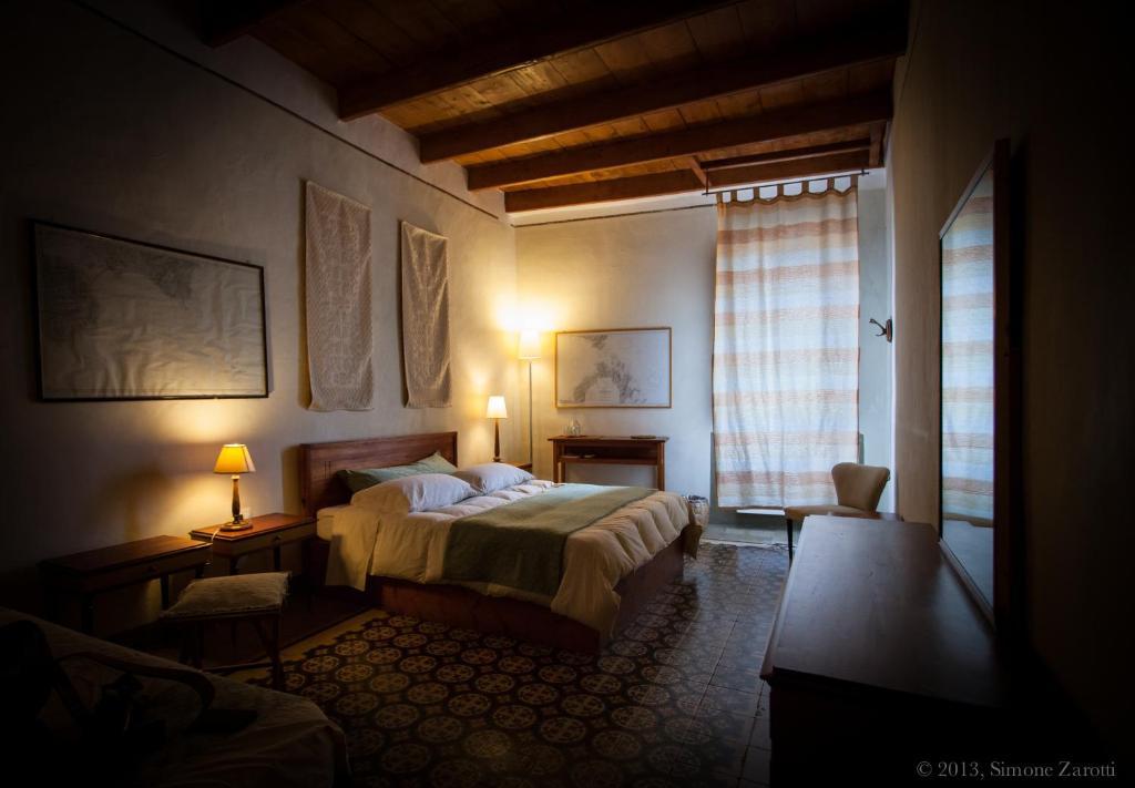 Piazza San Pantaleo Bed & Breakfast Sorso Cameră foto